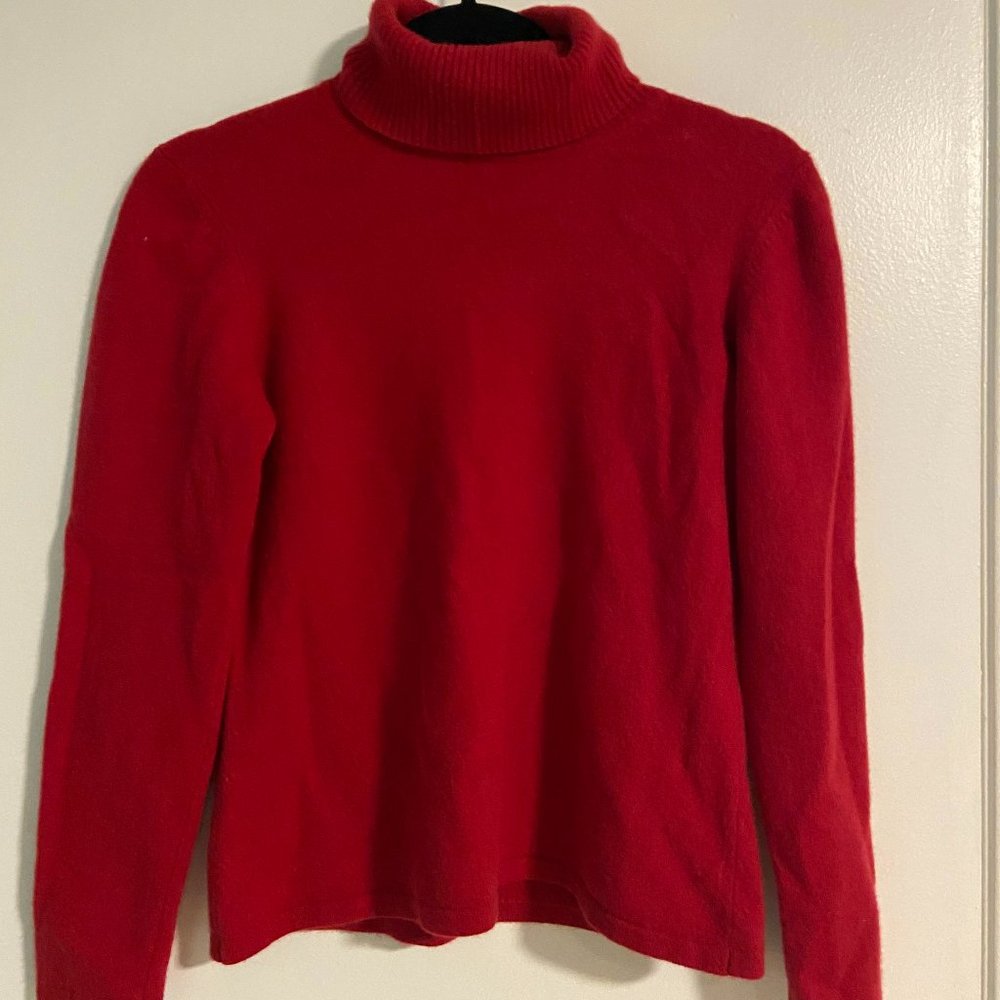 Red 100% Cashmere Turtleneck Sweater
